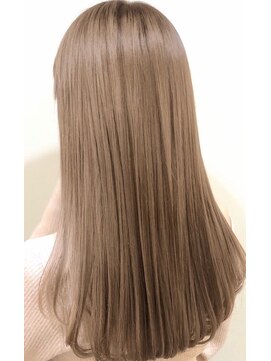 ジーナ 札幌(Zina) 【Zina札幌】イメチェン毛先パーマ耳かけ×フォギーベージュ