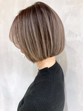 アイティーバイアルバム 藤沢店(IT by ALBUM) ハイライトグラデーション_カーキグレージュマッシュ_ba317091