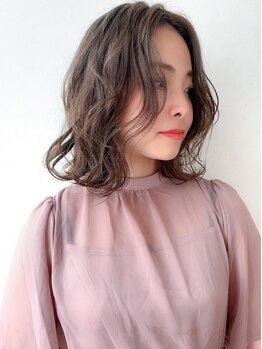 アクロス ヘアー デザイン 関内店(across hair design)の写真/カット+ゆるふわコスメデジタルパーマ¥7000☆【関内1分】根元から立ち上げるボリュームを！