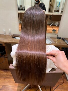 キュア 表参道(CURE) 黒髪/グレージュカラー/ココアベージュ/ヘルシーロング[表参道]