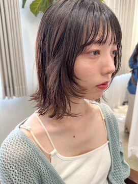 アム(amu) Bobレイヤーカット