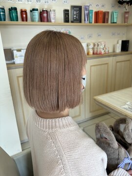 カペリベラ CapelliBella 香里園店 ボブ/ハイトーン/ベージュ/20代30代/春夏カラー