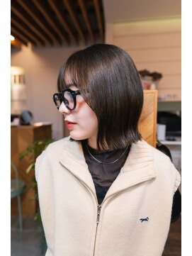 シビバイレボ(CIBI by revo) 地毛風カラー/切りっぱなしボブ/ショートボブ[船橋]
