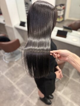 アンダーバーホワイト 広島 本通店(_WHITE) 髪質改善カラーエステ