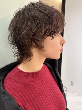 ホロ(hollo) ショートウルフパーマボブパーマプードルパーマ　くるくるパーマ