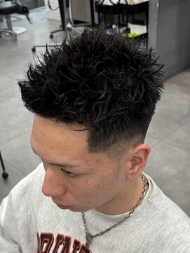 オーバルバイアピッシュ(OVARL by apish) ザクザクショート/フェードカット/メンズカット