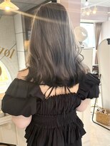 シェリ(che'rie)&nbsp;韓国ヘアーハッシュカットレイヤーカットハイライトカラー