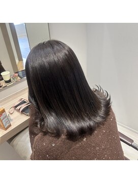 エレノア 錦糸町(Eleanor) 切りっぱなしヘア
