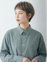 キビト(kibito) 新宿市ヶ谷四ツ谷オン眉耳掛けショートグレージュ20代30代40代