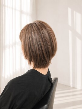 カットカットカットヴェンティ(Cut!Cut!Cut!VENTI) 艶髪ショートレイヤー×縮毛矯正