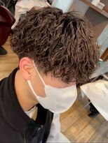 ラヴィズム バイ フィフス 新潟駅前店(LUVISM by fifth)&nbsp;新潟駅シャドウパーマ緩めスパイラルパーマ波巻きパーマツイスパ