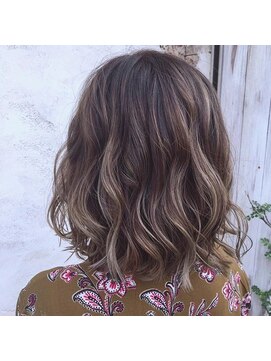 マッシュ アドベ 八戸ノ里(MASHU ADOBE) こだわりの外国人風デザインカラー