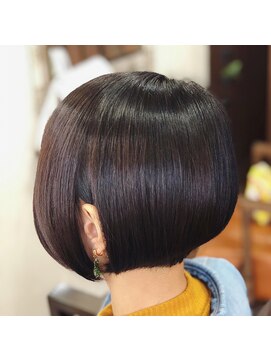 リズ オブ ヘアー(Lis of hair) ラインシャープボブ☆【大橋】＠lis_oohashi