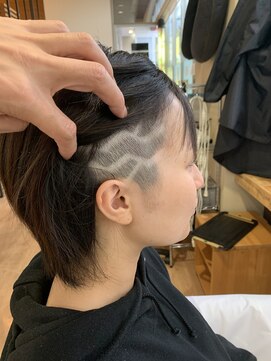 インプレス ちとせモール店(impres) レディース・ラインアート(*´ω`*)