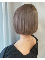 ラニヘアサロン(lani hair salon)&nbsp;シルバーベージュ×ミニボブ