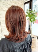 計算ずくの無造作感が出る外ハネスタイル