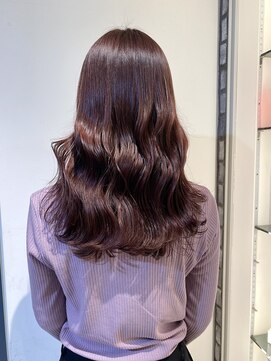 ネオリーブルカ 御茶ノ水店(Neolive Luca) ピンクカラー