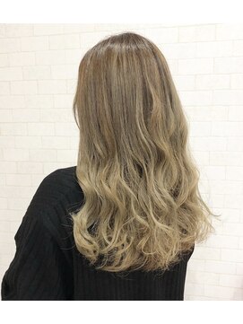 ブリッジ(BRIDGE) ★イルミナグラデーションカラー★￥12000（ブリーチ1回込み）