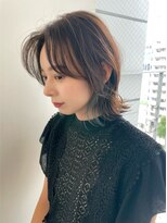 イヴォークトーキョーオーサカ(EVOKE TOKYO osaka) 大人可愛い外ハネボブ×セクションカラー