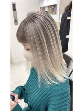 ジゼル(gisele) (小山)シャドールーツ