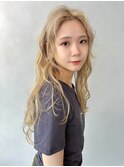 blond wavehair