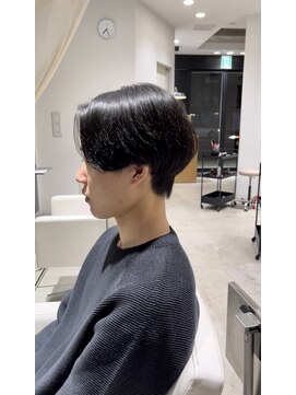 ミリ(milli Produce by ITAKURA) センタパート毛流れニュアンスパーマ