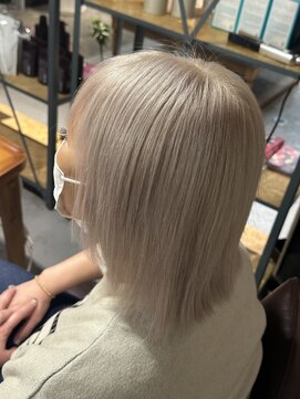ヘアーローラン 横浜(hair LORAN yokohama) ホワイトカラー