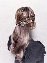 ティアラ 栄(TIARA)