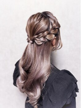 ティアラ 栄(TIARA)の写真/【女性に人気のヘアセット専門店】安い!早い!可愛い!崩れにくい◎理想が詰まったヘアセットサロン《TIARA》