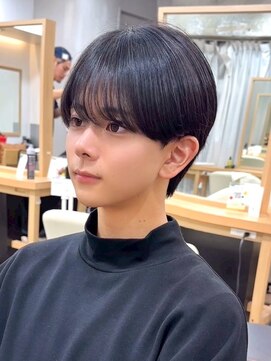ナチュラル 渋谷(NATURAL) フェザーパーマ/スパイキーショート/サーフカール[メンズ/渋谷]