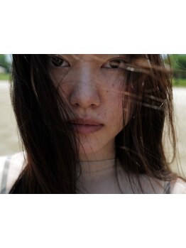 あなたの魅力を最大限に引き出す、絶妙なカット技術が人気の秘密…似合わせ×再現性の高いスタイルに◎