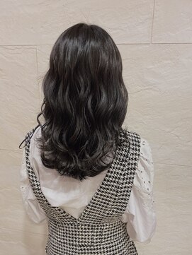 ファーレンピュアスウィート(fahren-pure-suite) 暗髪グレージュ