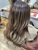 リリー ヘアーアンドビューティー(Lily)&nbsp;バレイヤージュカラー