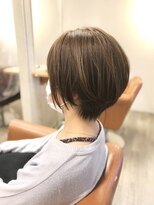 アンプリュス リアン(1+ Unplus lien)&nbsp;ハイライトアッシュグレージュ前下がり大人夏ショート/亀戸