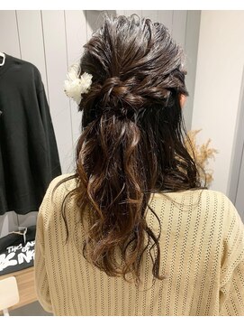 ジーク(SieG) ツイストハーフアップアップ