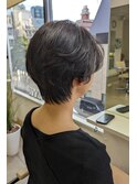 30代40代50代：フェミニン丸みショート