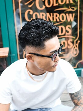 プロショップウェーブ セカンド(PRO SHOP WAVE II) メンズ/ハイライト/マッシュパーマ/束感/波巻き/原宿メンズ/原宿