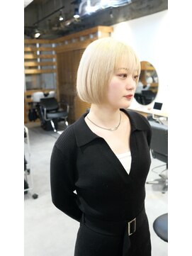 イオエ 梅田(ioe) ニュアンスカラー/グレージュ/ツヤ髪スタイル/髪質改善/縮毛矯正