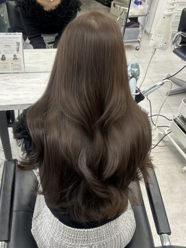 アマトウキョウ 表参道(AMA TOKYO) アッシュブラウン  アッシュベージュ 透明感カラー