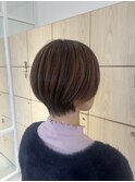 20代30代大人可愛い小顔ボブ前下がりショートハイライト