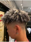 スパイキーショート/スペインカール<理容室>[メンズ/床屋/神田]
