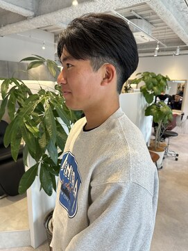 マルフェ 天王寺(marfe) 【marfe】伸ばしかけセンターパート_刈り上げショート