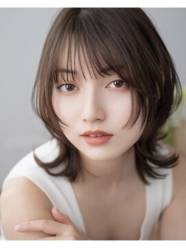 アトレ 梅田店(attrait) ＊顔まわりレイヤー　韓国　20代30代40代50代