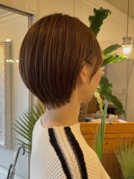 一人一人のクセや髪質を見極めたカットが大好評◎ライフスタイルに合わせたデザイン力にリピーターも多数♪