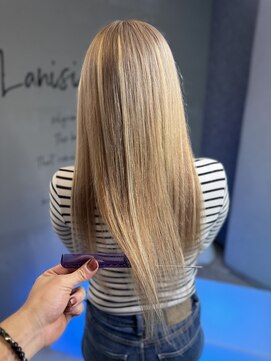 ラニシス ヘアー(Lanisis Hair) ライトベージュ