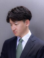 ビーダンディー(Bee dandy) ビジネスマッシュショート フェザーパーマ センターパート