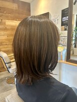 ルームスヘアー カラーベース(Rooms Hair Color Base)&nbsp;くびれミディアムボブ