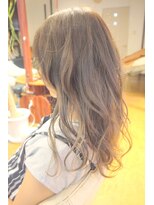 ヘアー ライフ トゥルース(Hair Life truth) 《truth》ホワイトブリーチ×プラチナパープルアッシュ