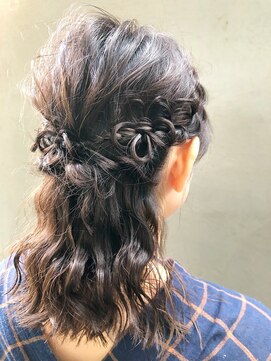 クリック ヘアスタジオ 富士見台店(CLiC Hair Studio) 【フラワーハーフアップ】担当yuka