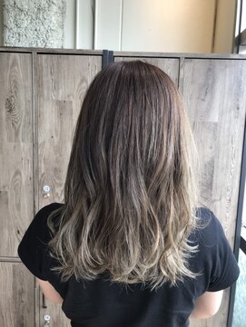 ルーディヘアーブランド(Ludi hair Brand) グラデーション